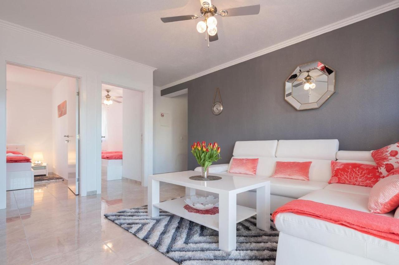 La Perla Apartments Sutivan Dış mekan fotoğraf