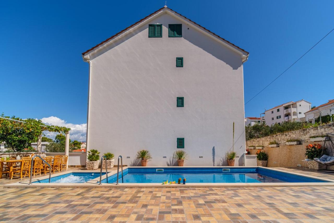 La Perla Apartments Sutivan Dış mekan fotoğraf