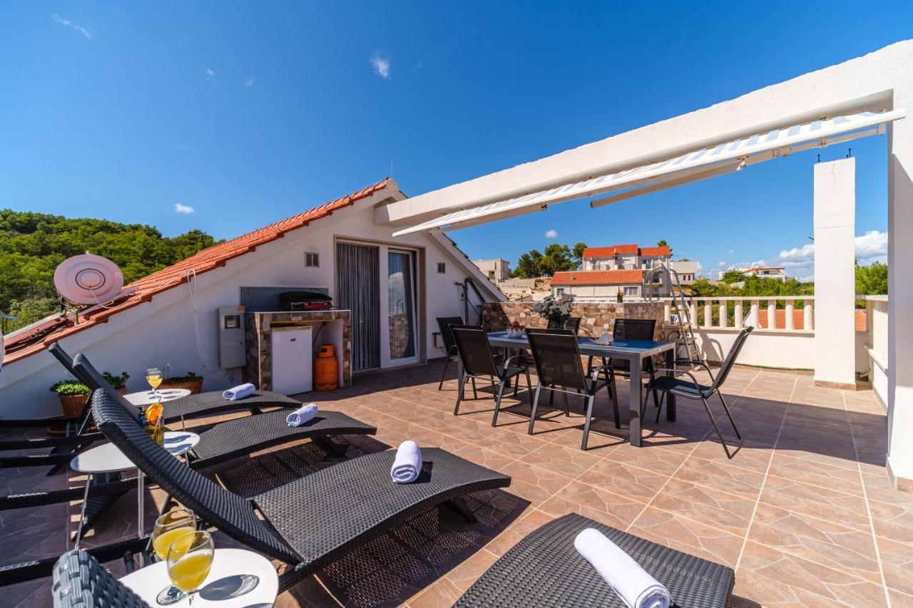 La Perla Apartments Sutivan Dış mekan fotoğraf
