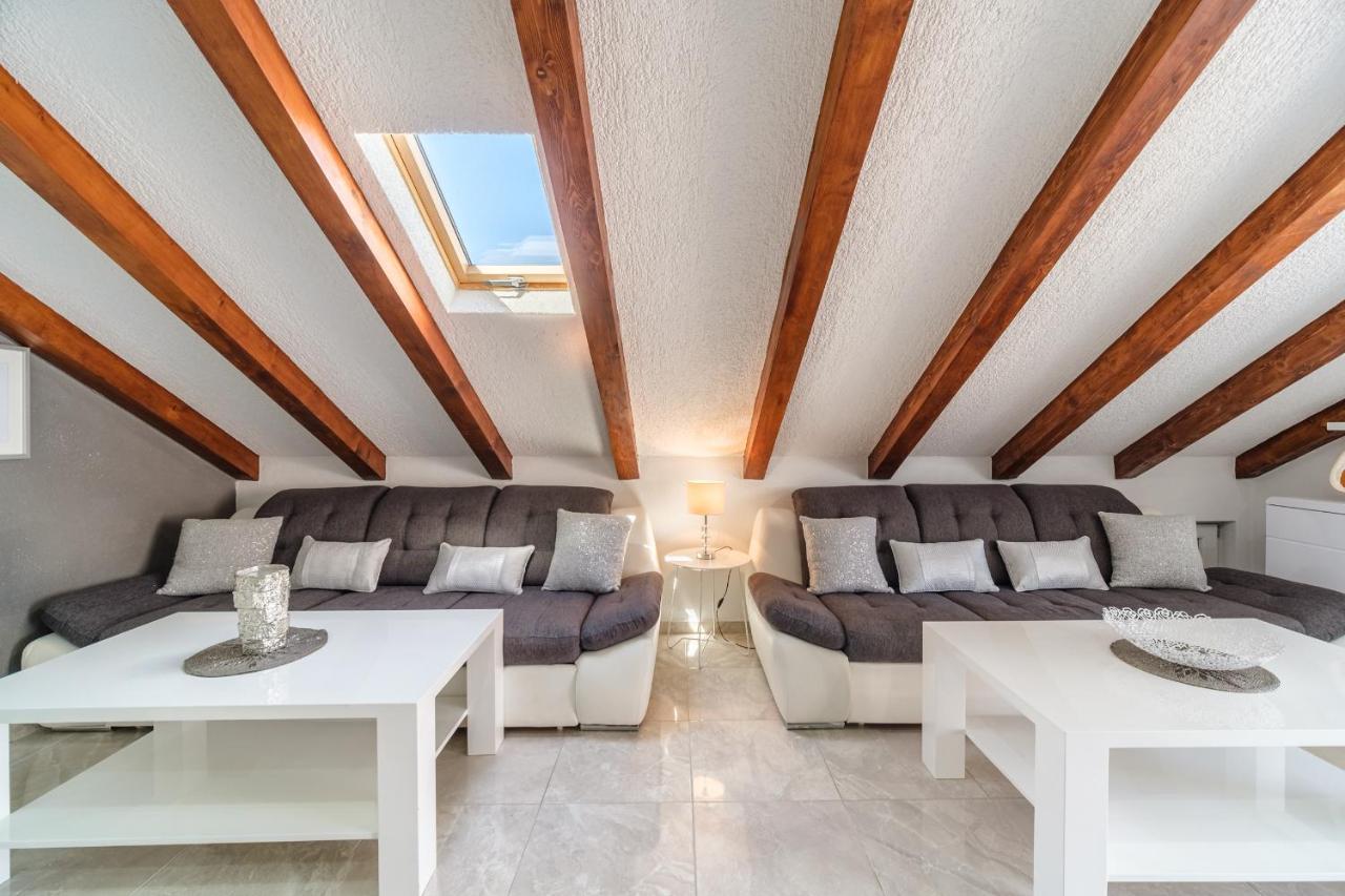 La Perla Apartments Sutivan Dış mekan fotoğraf