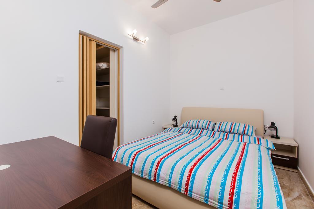 La Perla Apartments Sutivan Dış mekan fotoğraf