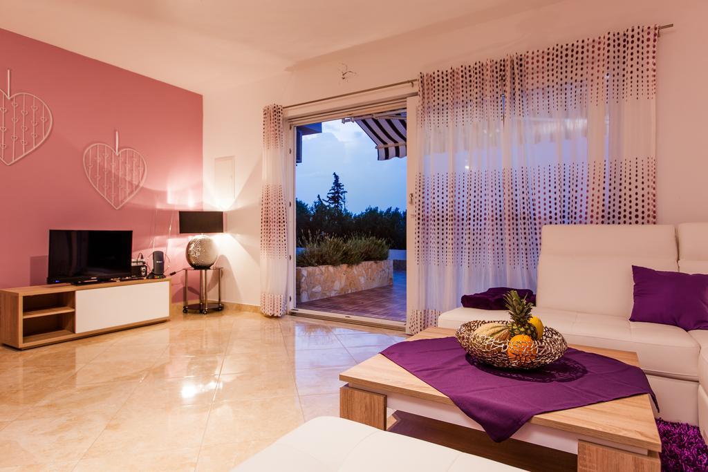 La Perla Apartments Sutivan Dış mekan fotoğraf