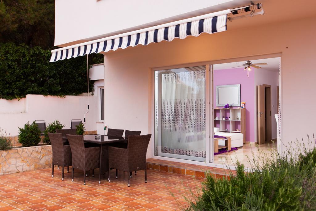 La Perla Apartments Sutivan Dış mekan fotoğraf
